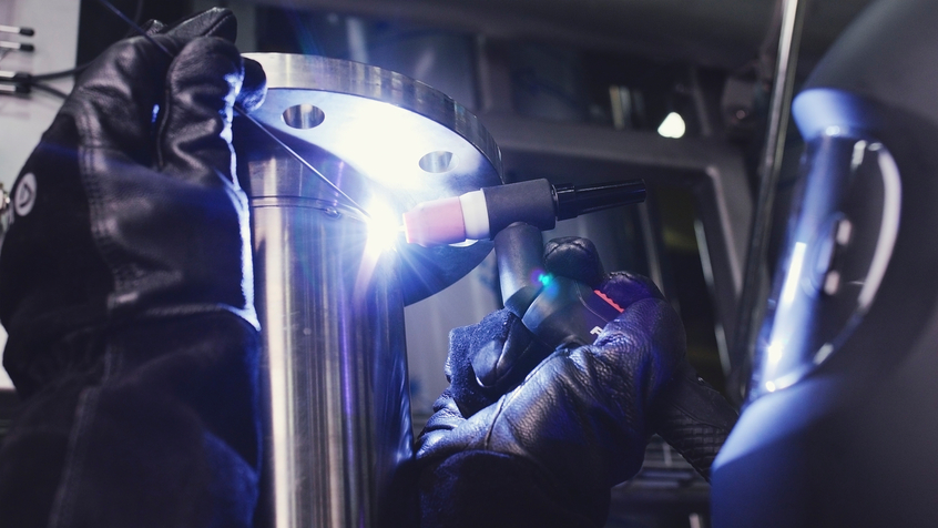 JPG-Medium_Minarc-T-TIG-welding-video-still